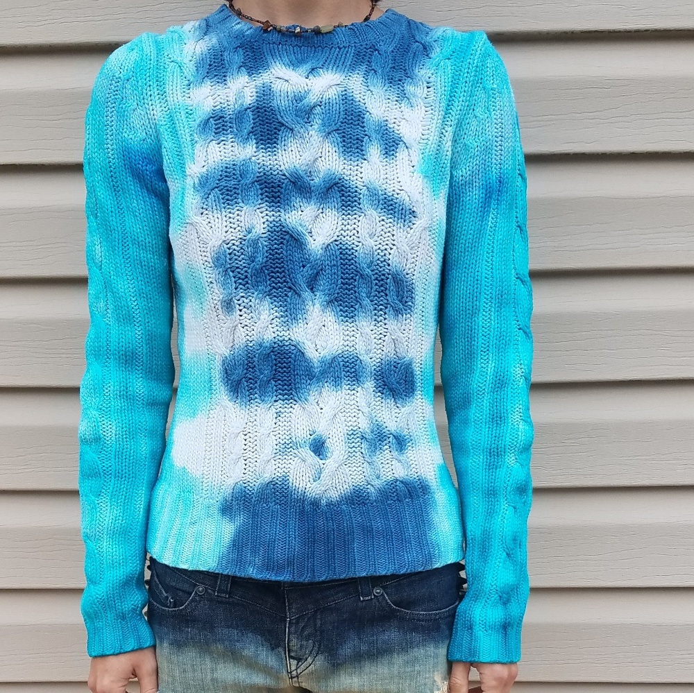 Custom tie-dyed American Eagle sweater